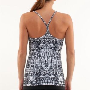 Lululemon Power Y tank top size 4